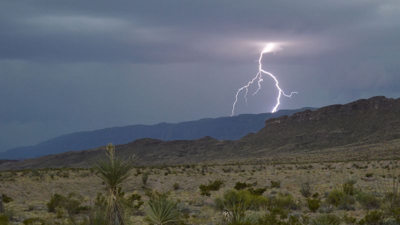 File:Light-lightning-texas.jpg