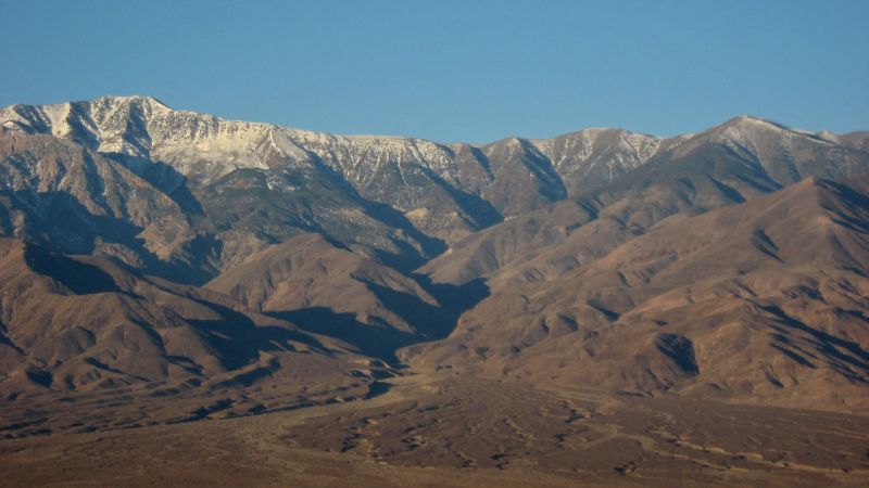 File:Land-desert-deathvalley.jpg