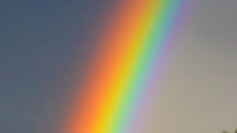 File:Light-rainbow-colos-west.jpg